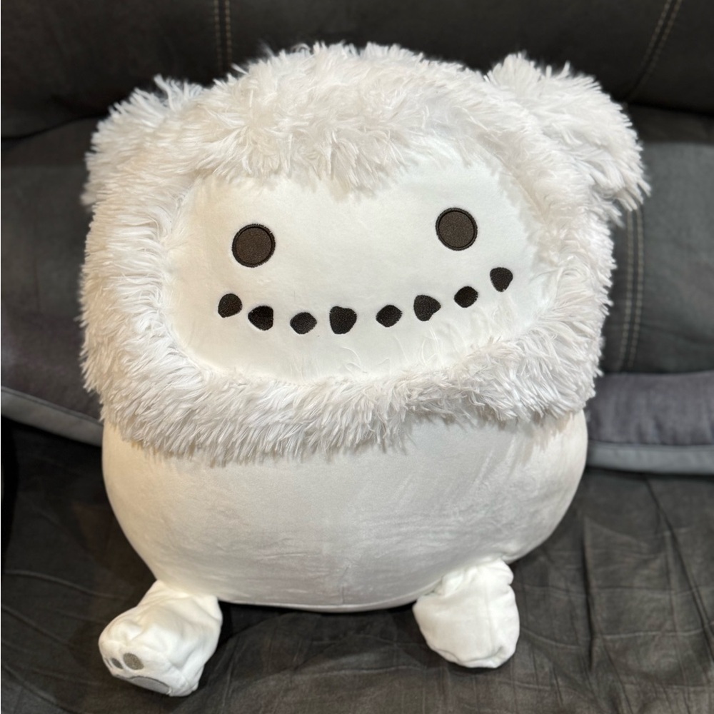 Snowman Benny 16”